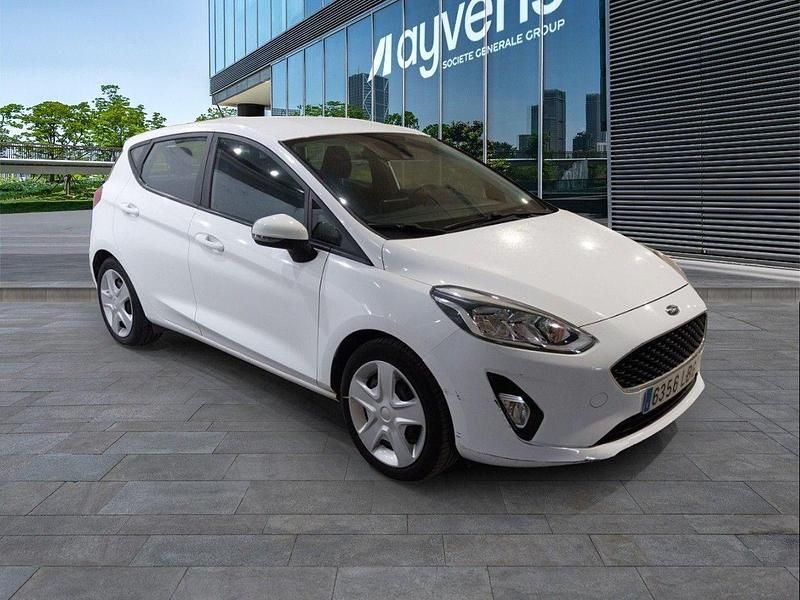 Usado Ford Fiesta Trend 100 CV (73 kW) 2019 Blanco Berlina
