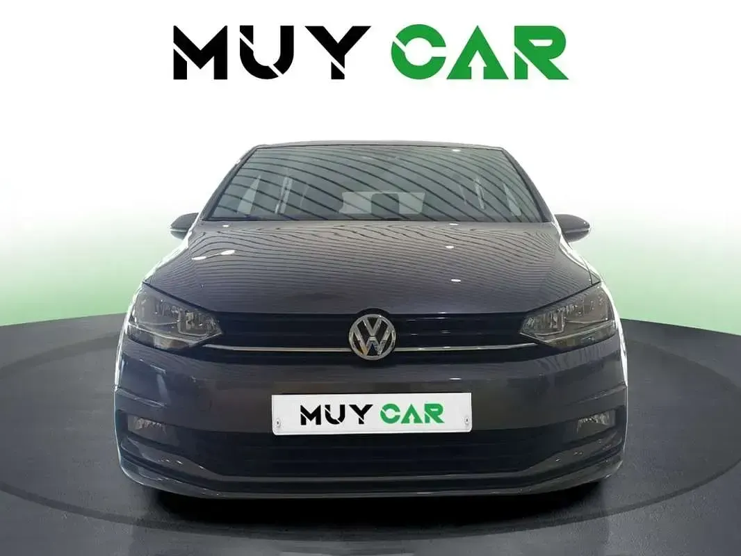 Usado VW Touran Edition 110 CV (80 kW) 2018 Gris Monovolumen