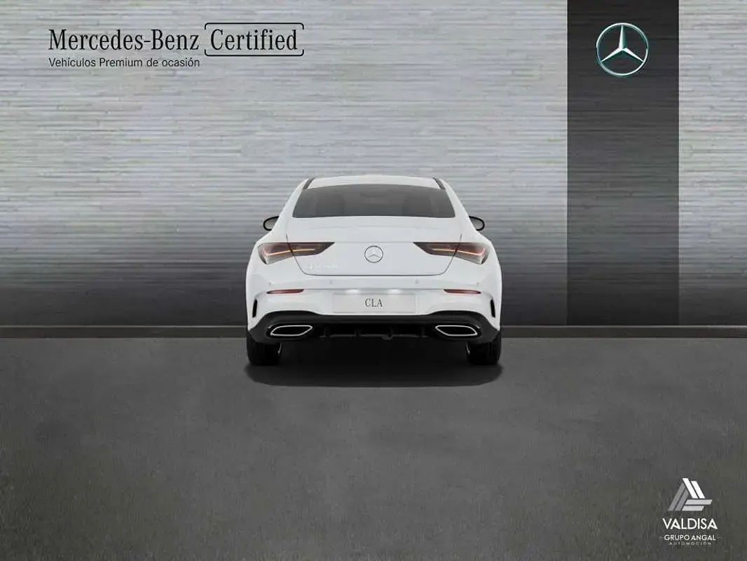 Usado Mercedes CLA200 163 CV (119 kW) 2025 Berlina