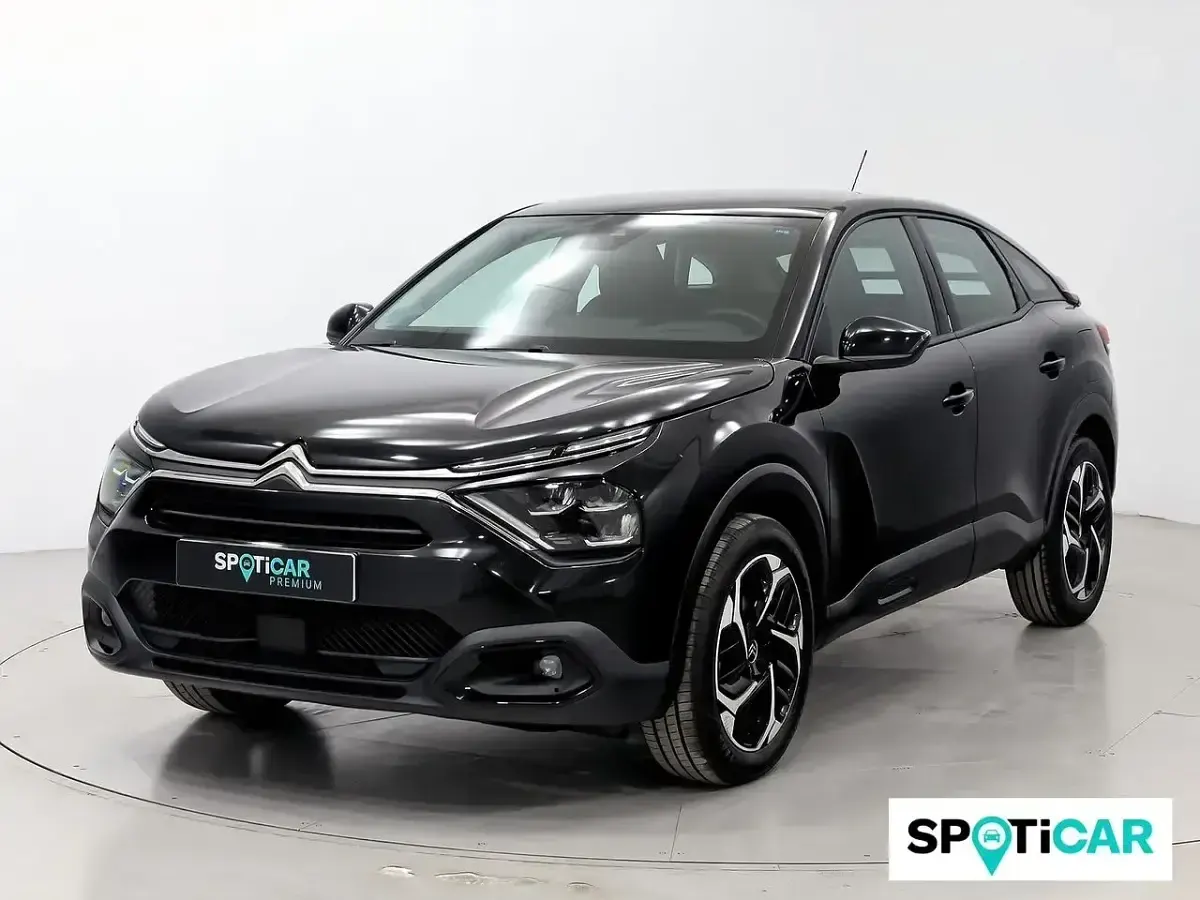 Usado Citroën C4 Feel 131 CV (96 kW) 2022 Negro Utilitario