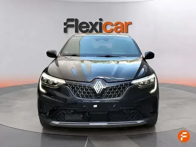 Usado Renault Arkana Techno 140 CV (102 kW) 2024 Negro SUV