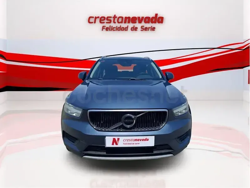 Usado Volvo XC40 Momentum 150 CV (110 kW) 2021 Azul SUV