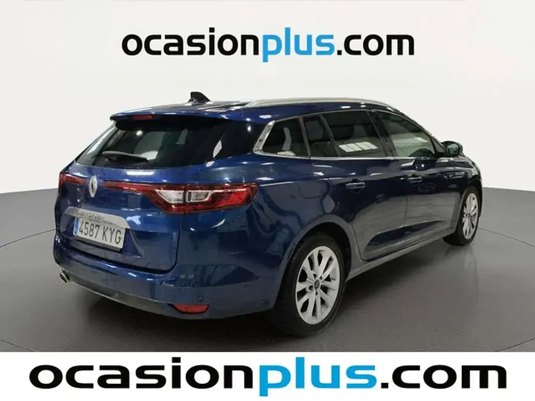 Używany Renault Mégane GrandTour Zen 140 KM (102 kW) 2019 Niebieski Kombi