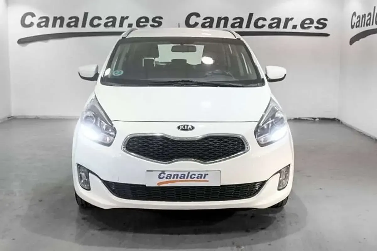 Usado Kia Carens 116 CV (85 kW) 2016 Blanco Monovolumen