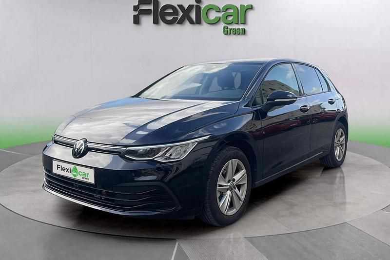 Usado VW Golf 115 CV (84 kW) 2023 Negro Berlina