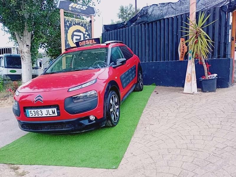 Rojo Usado 2016 Citroën C4 Cactus Feel Utilitario | 6900 € (Precio justo) - Imagen 1/4