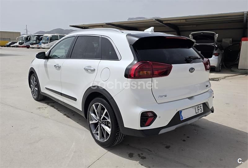 Usado Kia Niro 141 CV (103 kW) 2020 Blanco SUV