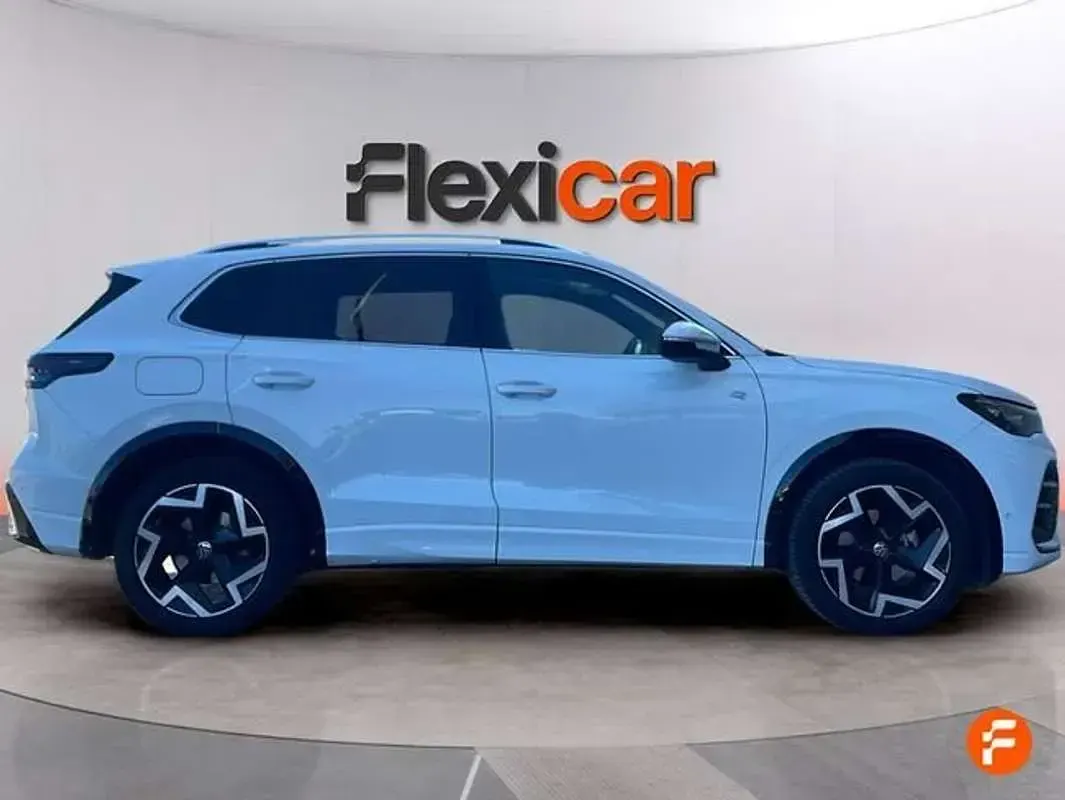 Usado VW Tiguan R-line 150 CV (110 kW) 2024 Blanco SUV