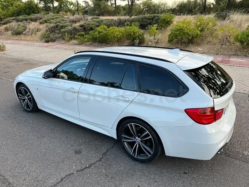 Usado BMW 330 258 CV (189 kW) 2015 Blanco Familiar