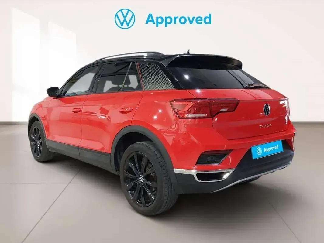 Usado VW T-Roc Advance 116 CV (85 kW) 2022 Rojo SUV