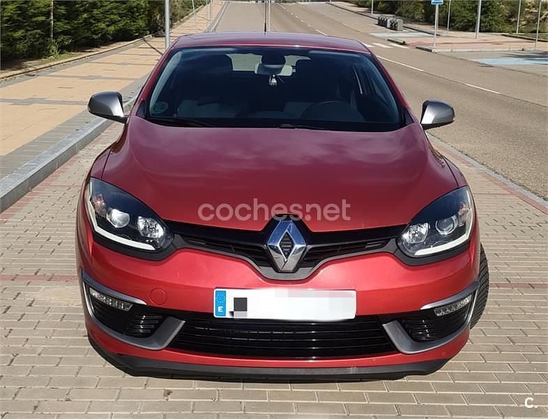 Usado Renault Mégane GT GT 115 CV (84 kW) 2015 Rojo Coupe