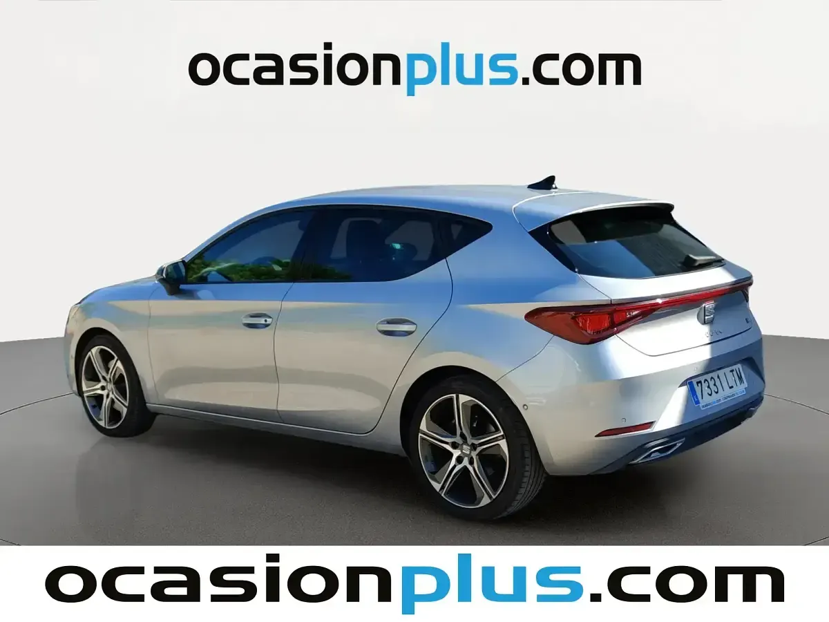 Usado Seat Leon FR 150 CV (110 kW) 2021 Gris