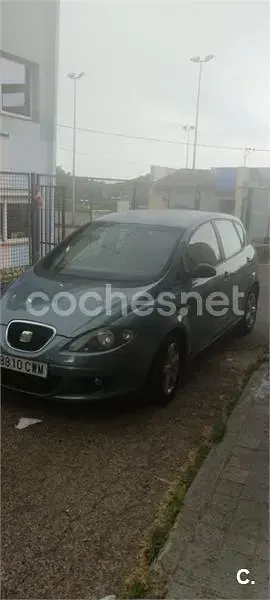 Usado Seat Altea Sport 105 CV (77 kW) 2004 Azul Monovolumen
