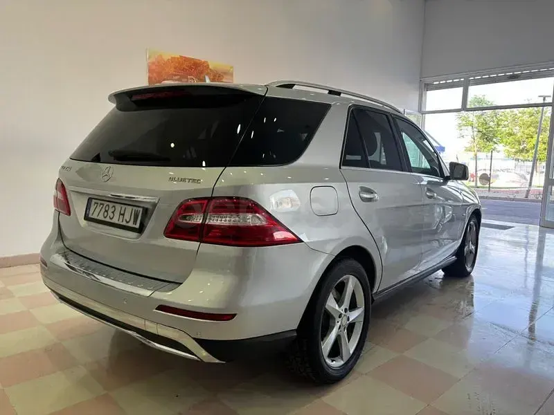 Usado Mercedes ML350 258 CV (189 kW) 2012 Gris / plata SUV