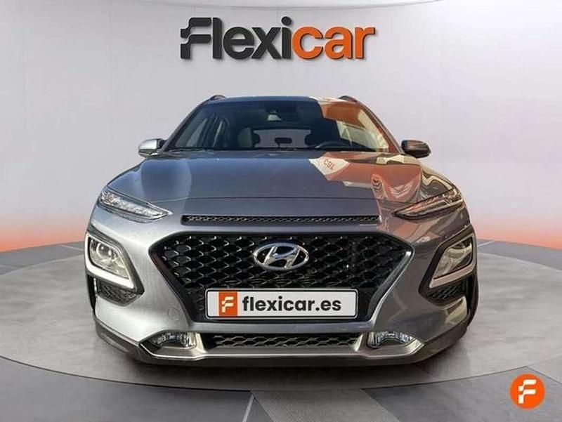 Usado Hyundai Kona 120 CV (88 kW) 2019 Gris SUV