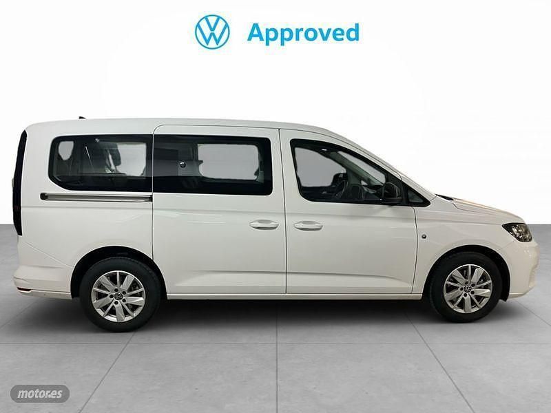 Usado VW Caddy Maxi 102 CV (75 kW) 2025 Blanco Monovolumen