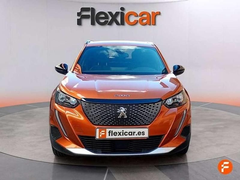 Usado Peugeot 2008 Active 101 CV (74 kW) 2023 Naranja SUV
