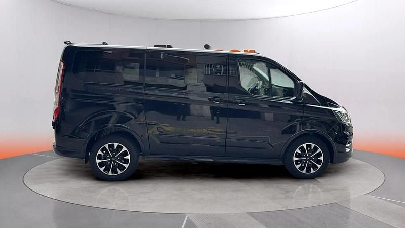 Begagnad Ford Transit Custom Sport 185 HK (136 kW) 2020 Svart Sedan