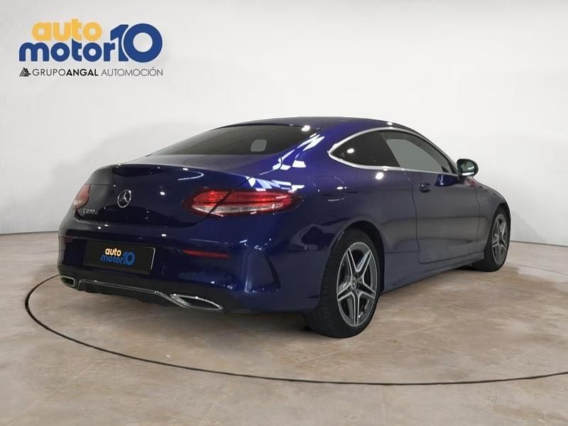 Usado Mercedes C220 AMG 194 CV (142 kW) 2019 Azul Coupe