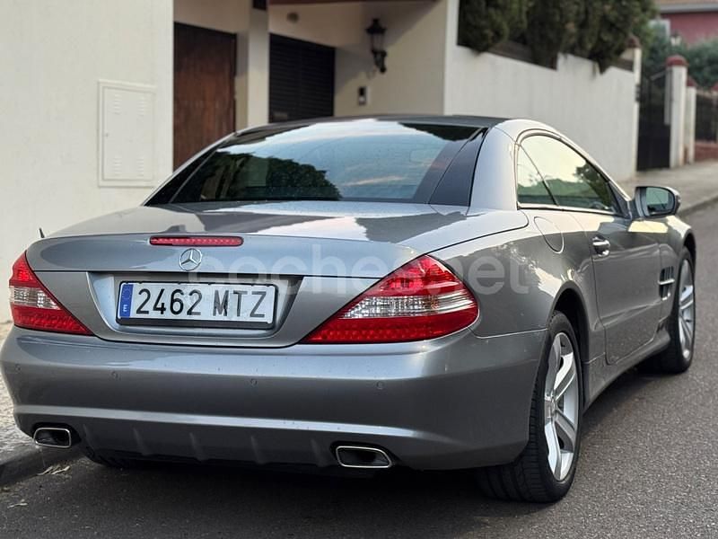 Usado Mercedes SL350 306 CV (225 kW) 2012 Gris / plata Descapotable