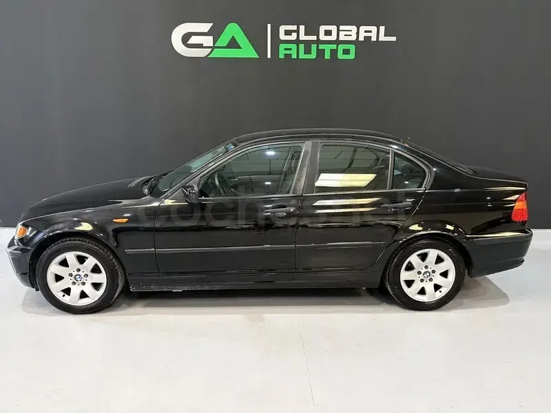Usado BMW 318 143 CV (105 kW) 2003 Negro Berlina