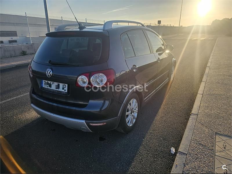 Usado VW Golf Plus Cross 140 CV (102 kW) 2008 Azul Monovolumen