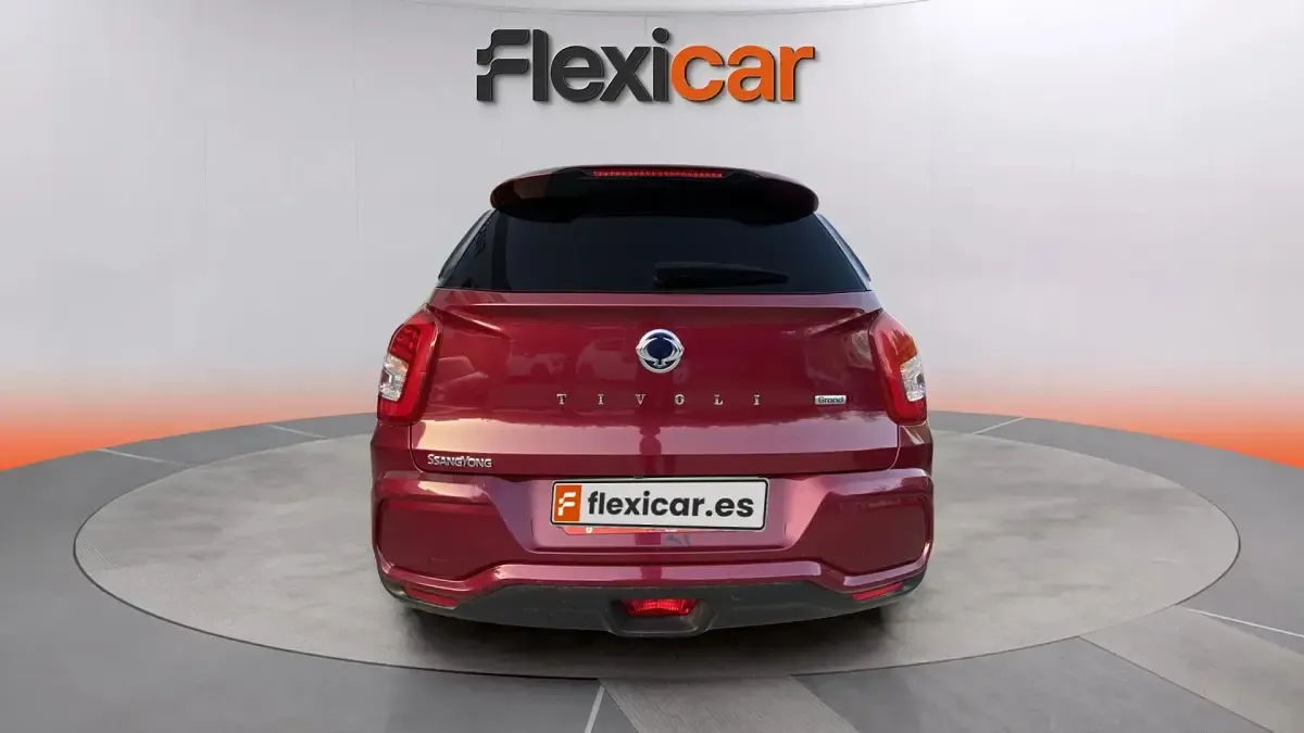 Usado SsangYong Tivoli 163 CV (119 kW) 2023 Burdeos SUV