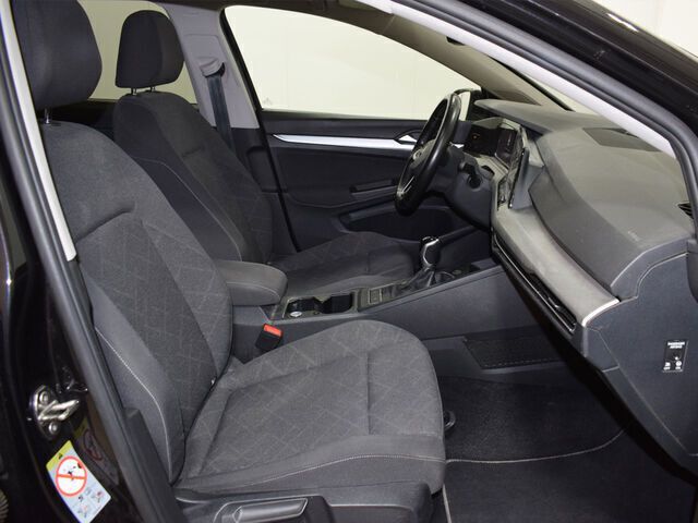 Usado VW Golf VIII 115 CV (84 kW) 2021 Negro Familiar