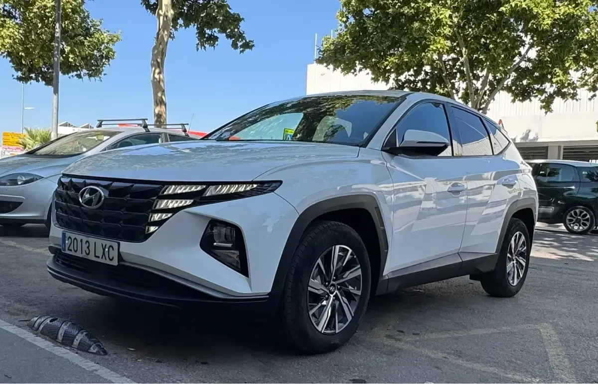 Usado Hyundai Tucson 115 CV (84 kW) 2022 Blanco SUV