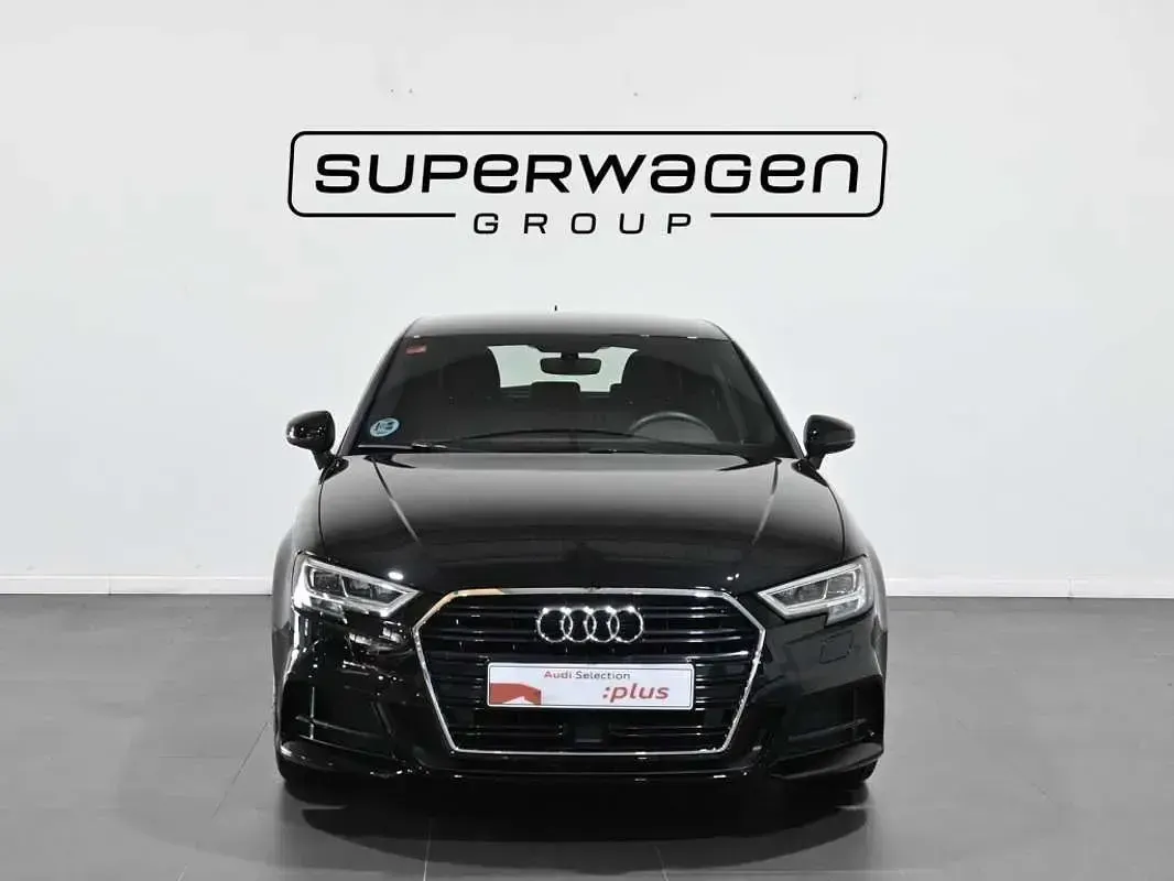 Usado Audi A3 Sportback Comfort 150 CV (110 kW) 2019 Negro Utilitario