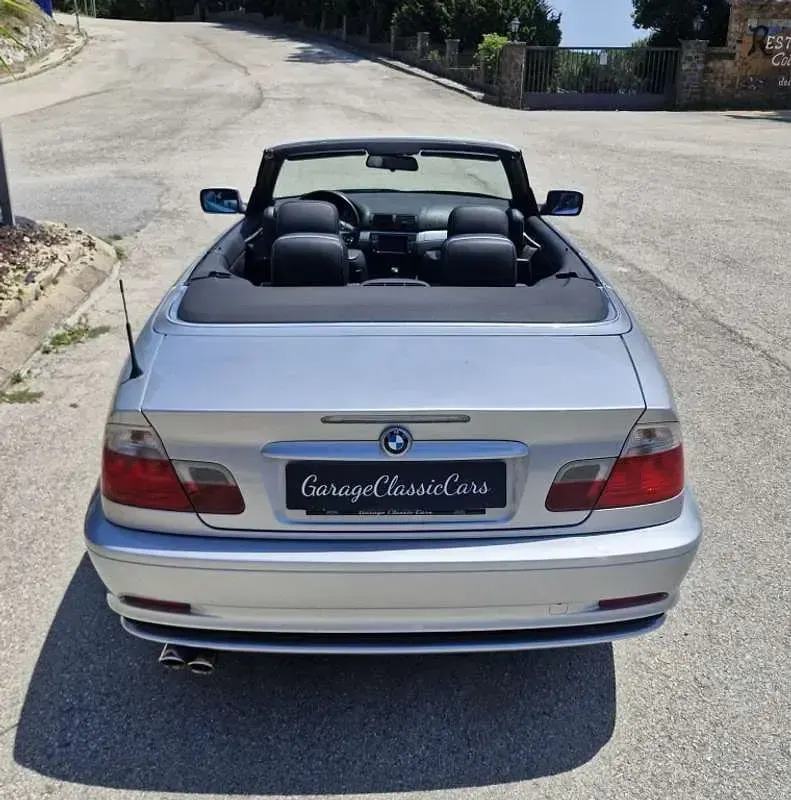 Usado BMW 330 Cabriolet Sport Line 231 CV (169 kW) 2002 Gris / plata Descapotable