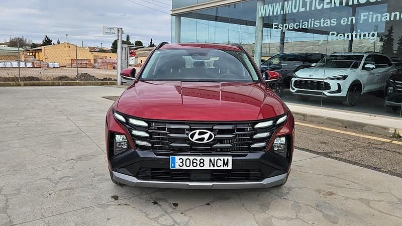 Usado Hyundai Tucson 160 CV (117 kW) 2025 Rojo SUV