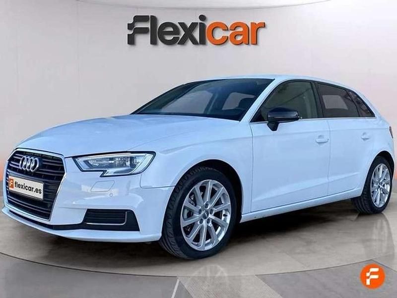 Usado Audi A3 Sportback 116 CV (85 kW) 2017 Blanco Utilitario