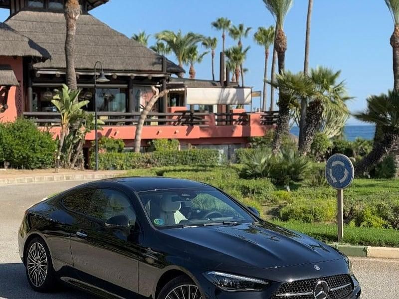 Usado Mercedes CLE220 197 CV (144 kW) 2025 Blanco Coupe