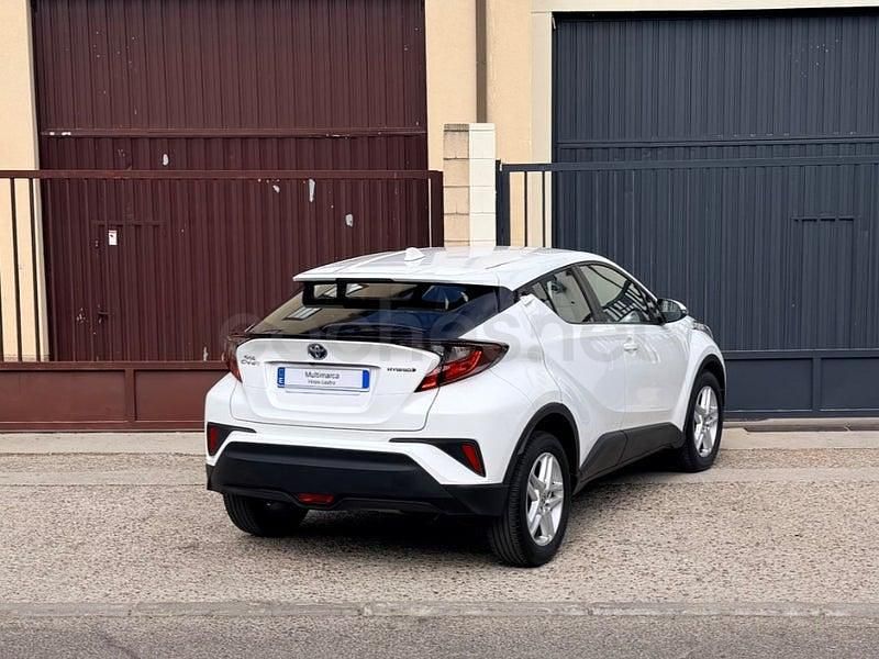 Usado Toyota C-HR Active 122 CV (89 kW) 2021 Blanco SUV