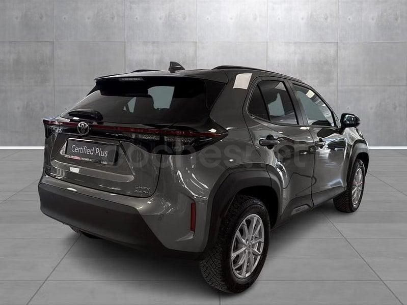 Usado Toyota Yaris Cross Active 116 CV (85 kW) 2024 Verde SUV