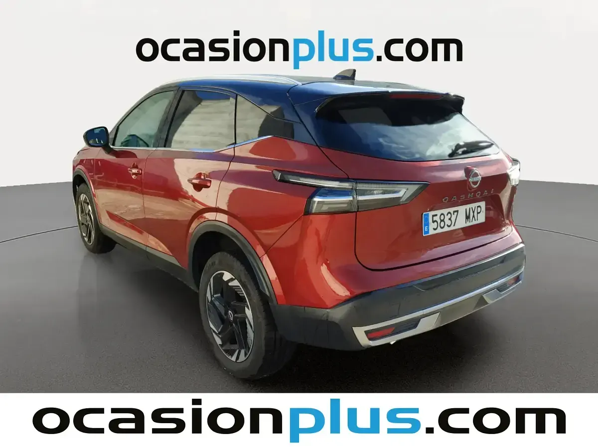 Usado Nissan Qashqai N-Connecta 140 CV (102 kW) 2025 Rojo SUV