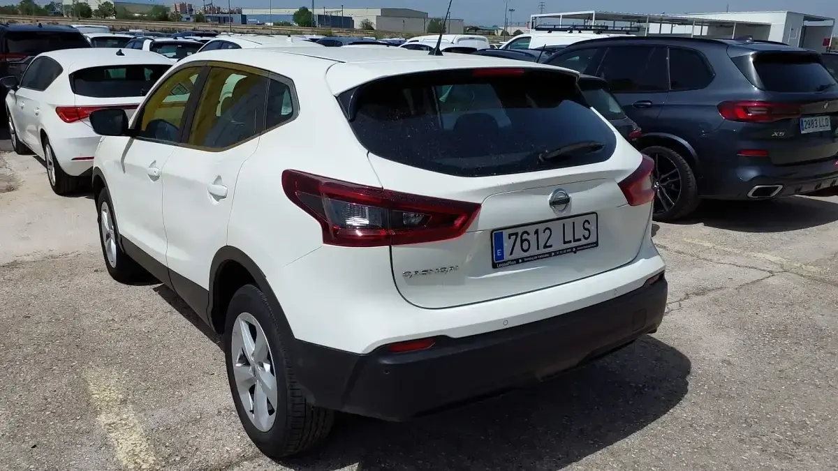 Usado Nissan Qashqai Acenta 116 CV (85 kW) 2020 Blanco SUV