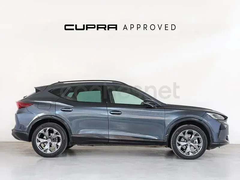 Usado Cupra Formentor 150 CV (110 kW) 2024 Gris / plata SUV
