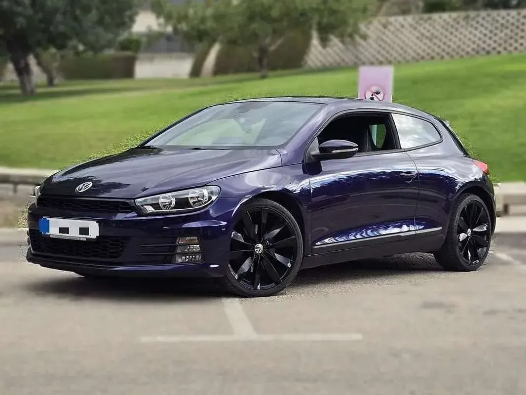 Usado VW Scirocco R-line 184 CV (135 kW) 2015 Burdeos Coupe