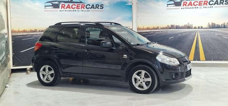 Usado 2007 Suzuki SX4 GLX Utilitario | 7495 € (Caro) - Imagen 1/4