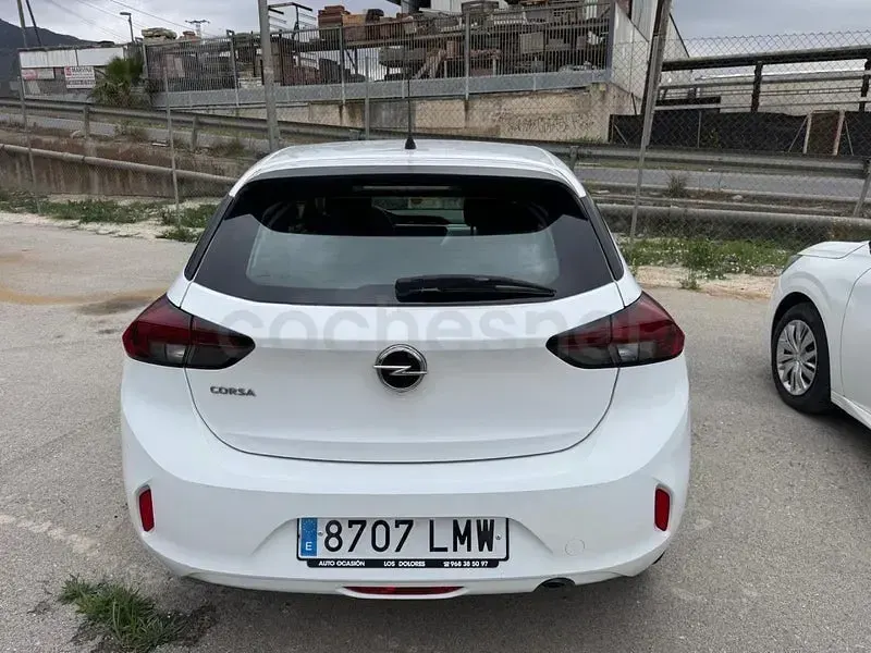 Usado Opel Corsa Edition 102 CV (75 kW) 2021 Blanco Utilitario