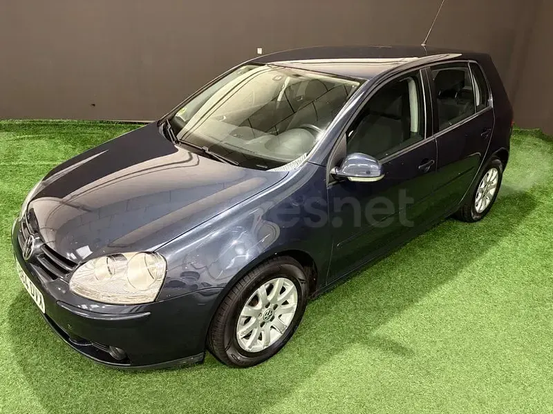 Usado VW Golf IV Sportline 105 CV (77 kW) 2006 Gris / plata Berlina