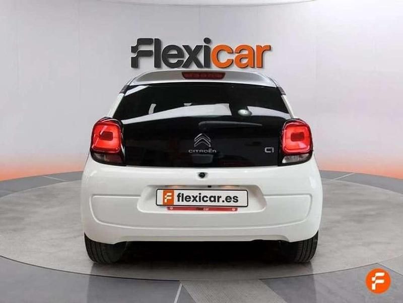 Usado Citroën C1 Shine 72 CV (52 kW) 2018 Blanco Utilitario