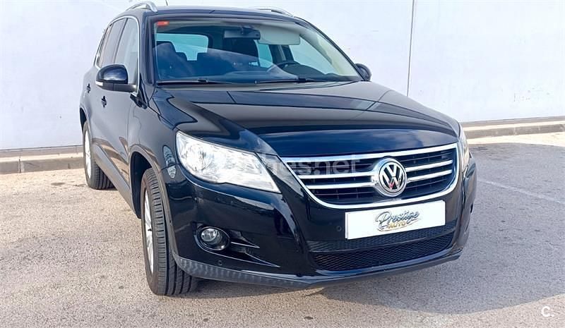 Usado VW Tiguan Advance 160 CV (117 kW) 2010 Negro SUV