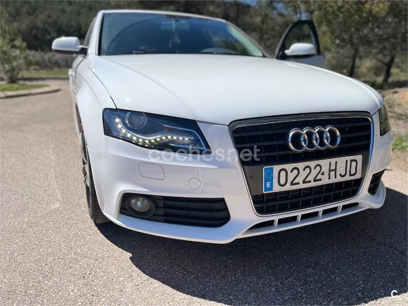 Blanco Usado 2012 Audi A4 Berlina | 10.500 € (Precio justo) - Imagen 1/4