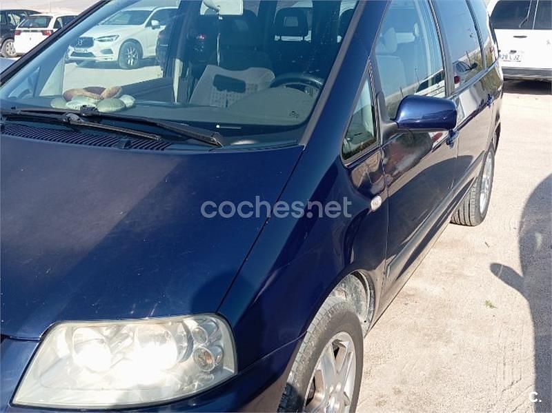 Usado VW Sharan Comfortline 130 CV (95 kW) 2003 Azul Monovolumen