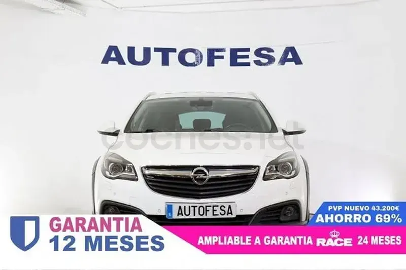 Usado Opel Insignia Country Tourer S 170 HP (125 kW) 2016 Branco Carrinha