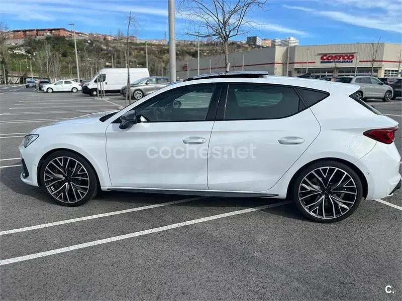 Usado Cupra Leon VZ 300 CV (220 kW) 2024 Blanco Berlina