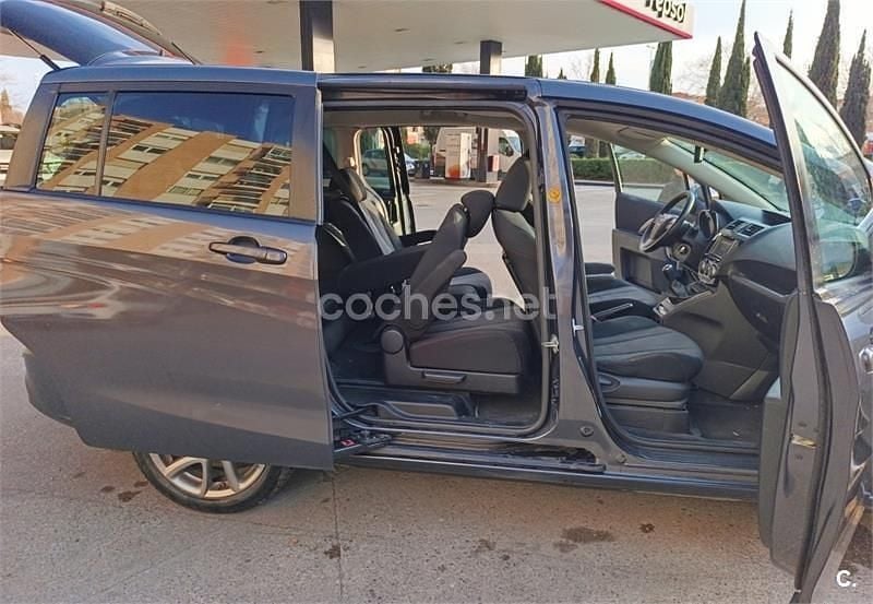 Usado Mazda 5 115 CV (84 kW) 2013 Gris / plata Monovolumen